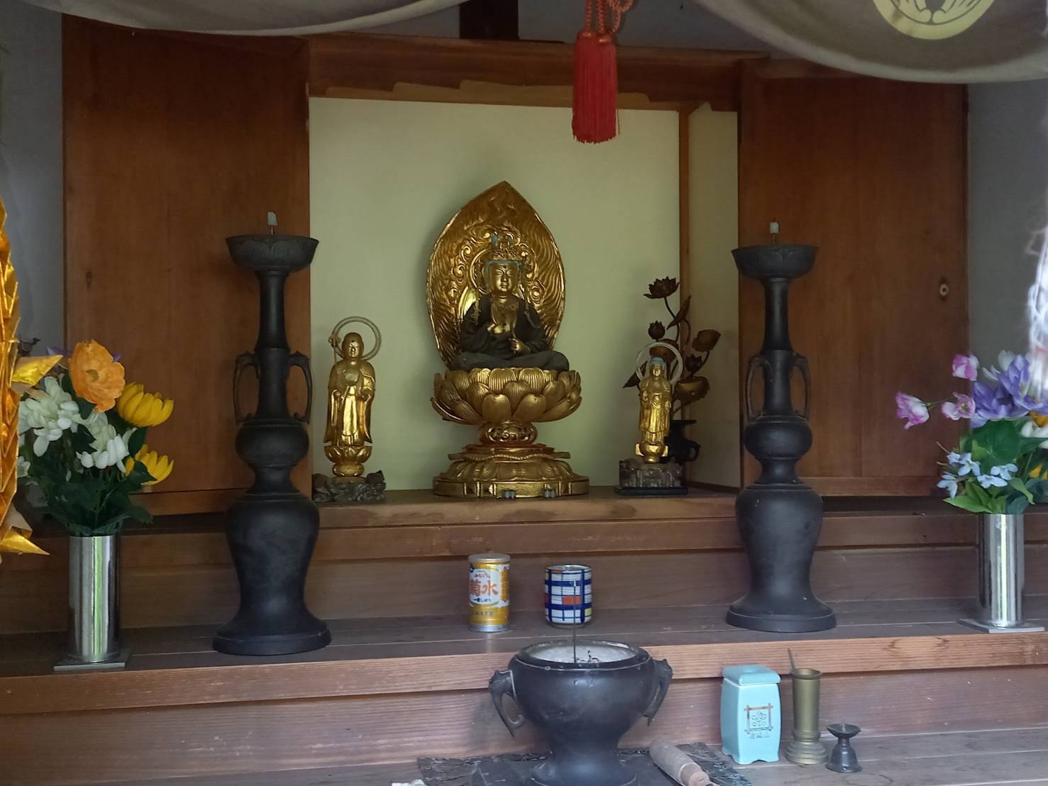 An inherited statue of prayer